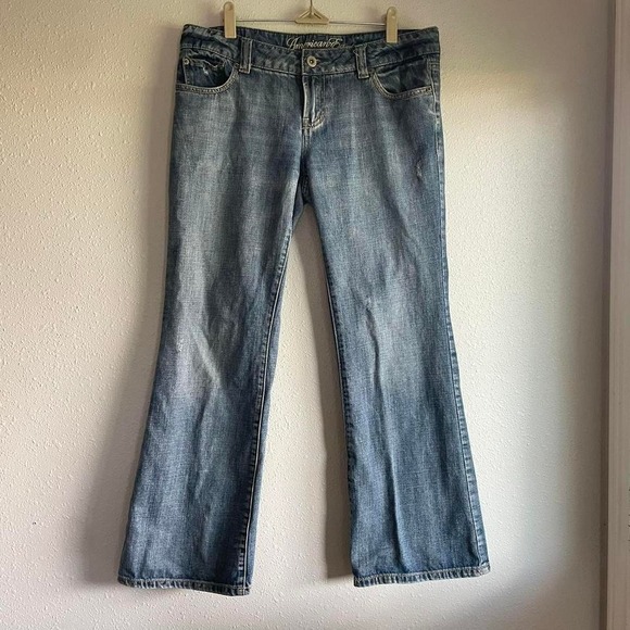 Women Jeans · American Eagle Outfitters — photo 1 of 1